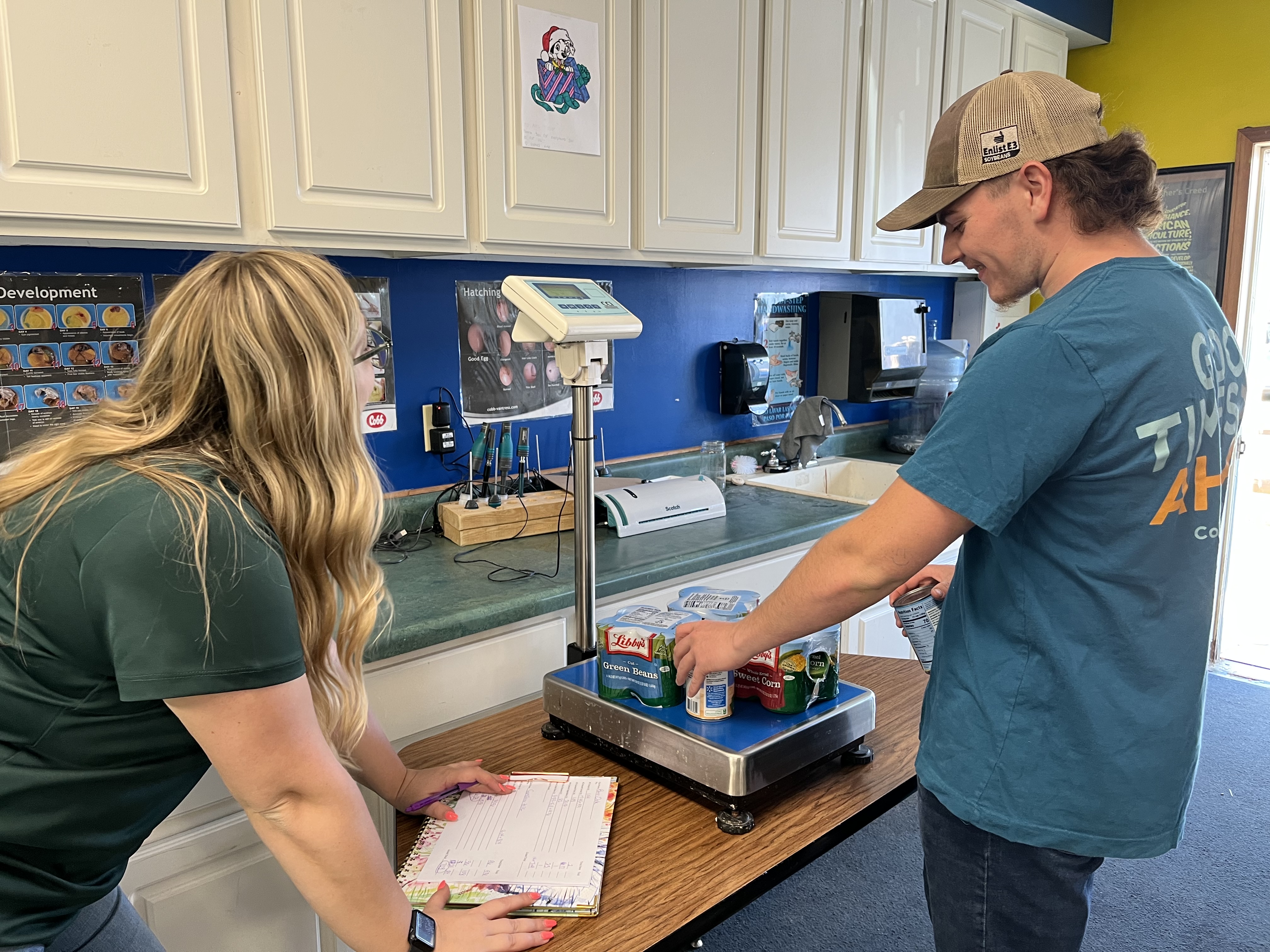 4H &amp; FFA helping weigh donations