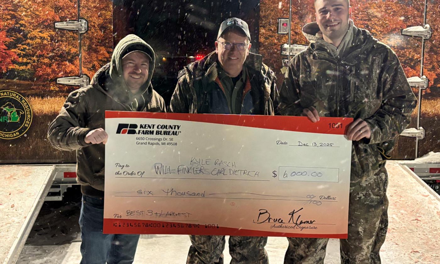 2025 Kent Farm Bureau Doe Pole winners in Overall Largest and Best Three categories