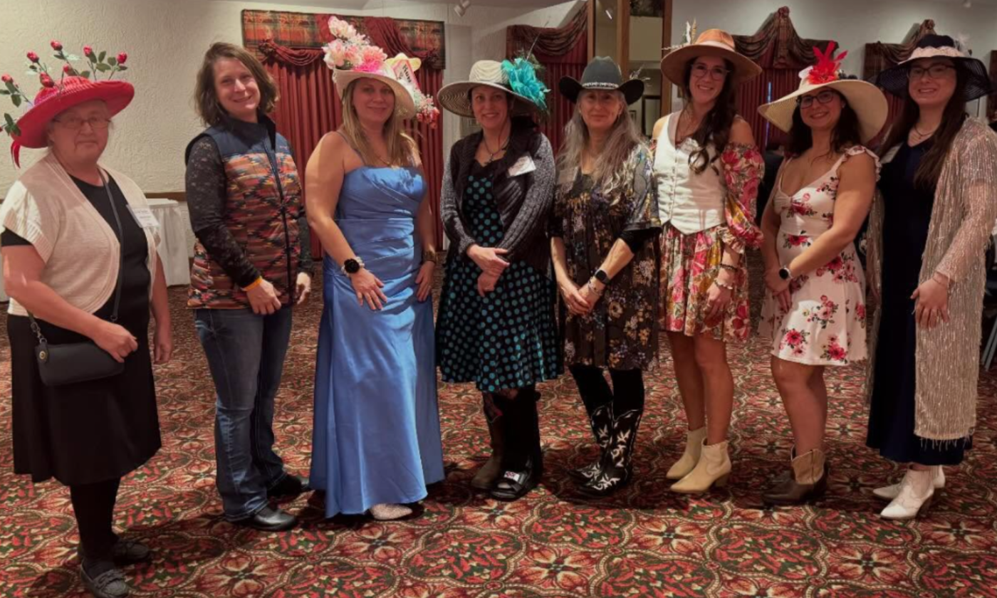 Attendees at the  “Run for the Roses at the Kentucky Derby” Banquet and Live Auction at Rooted Together Conference.