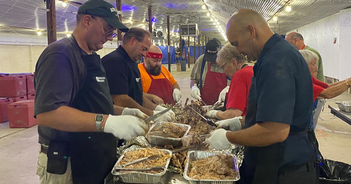 Shiawassee dishes up 1,000+ member meals in annual pig roast Michigan