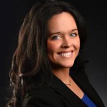 Photo of Laura Norris